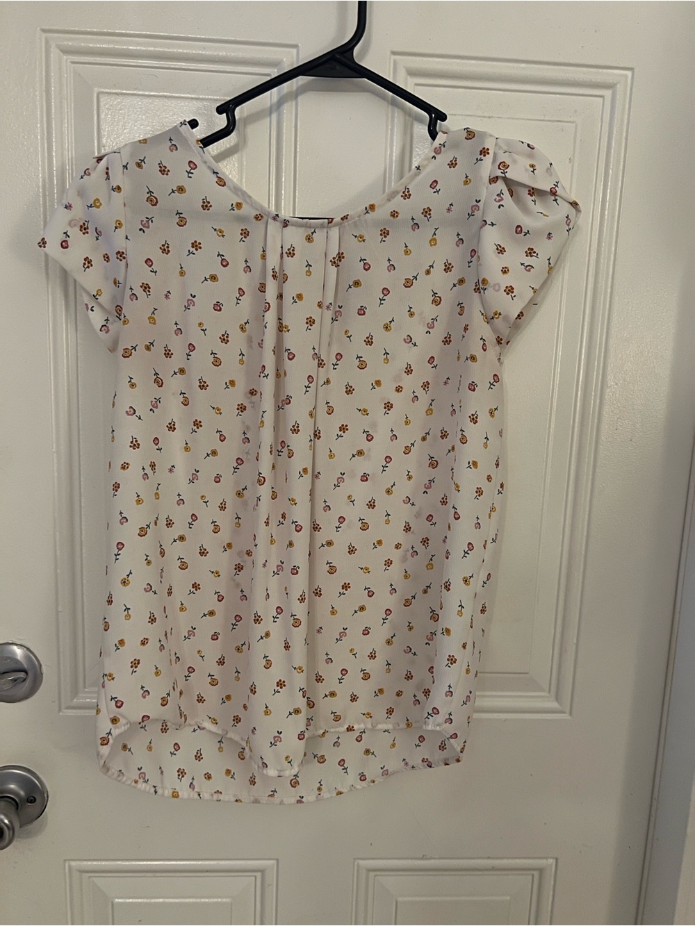 Haute Monde White Floral Cap-Sleeve Scoop Neck Blouse